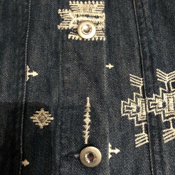Laura Ashley Women’s Denim Jean Jacket Blue/White Southwestern design Size 10 - Picture 11 of 13